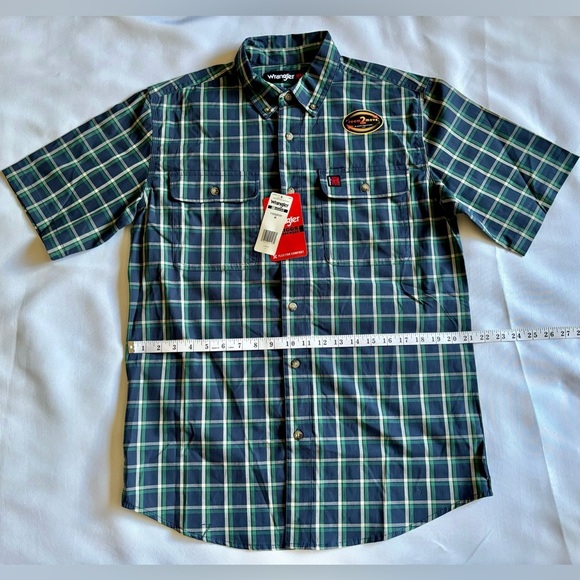 Wrangler Riggs Workwear Plaid Work Shirt Stretch Short Sleeve Blue 112325151. - Picture 3 of 6